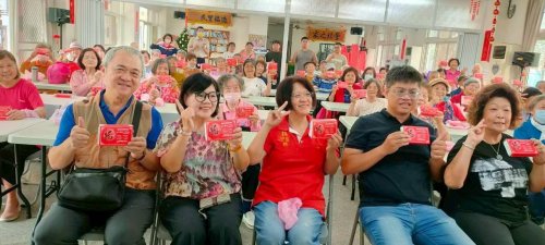 青銀共學「龍鬚糖」甜蜜回憶，世代共創打造南投不老城鎮